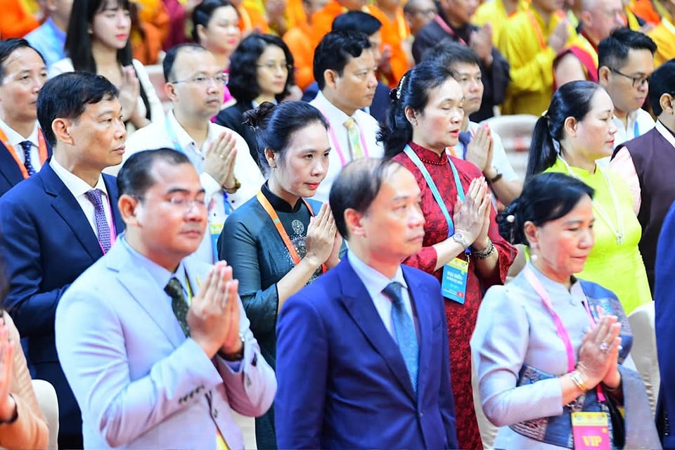 bemacvesak2025_vesak2025_nguoiphattu_com_vesak (6).jpg